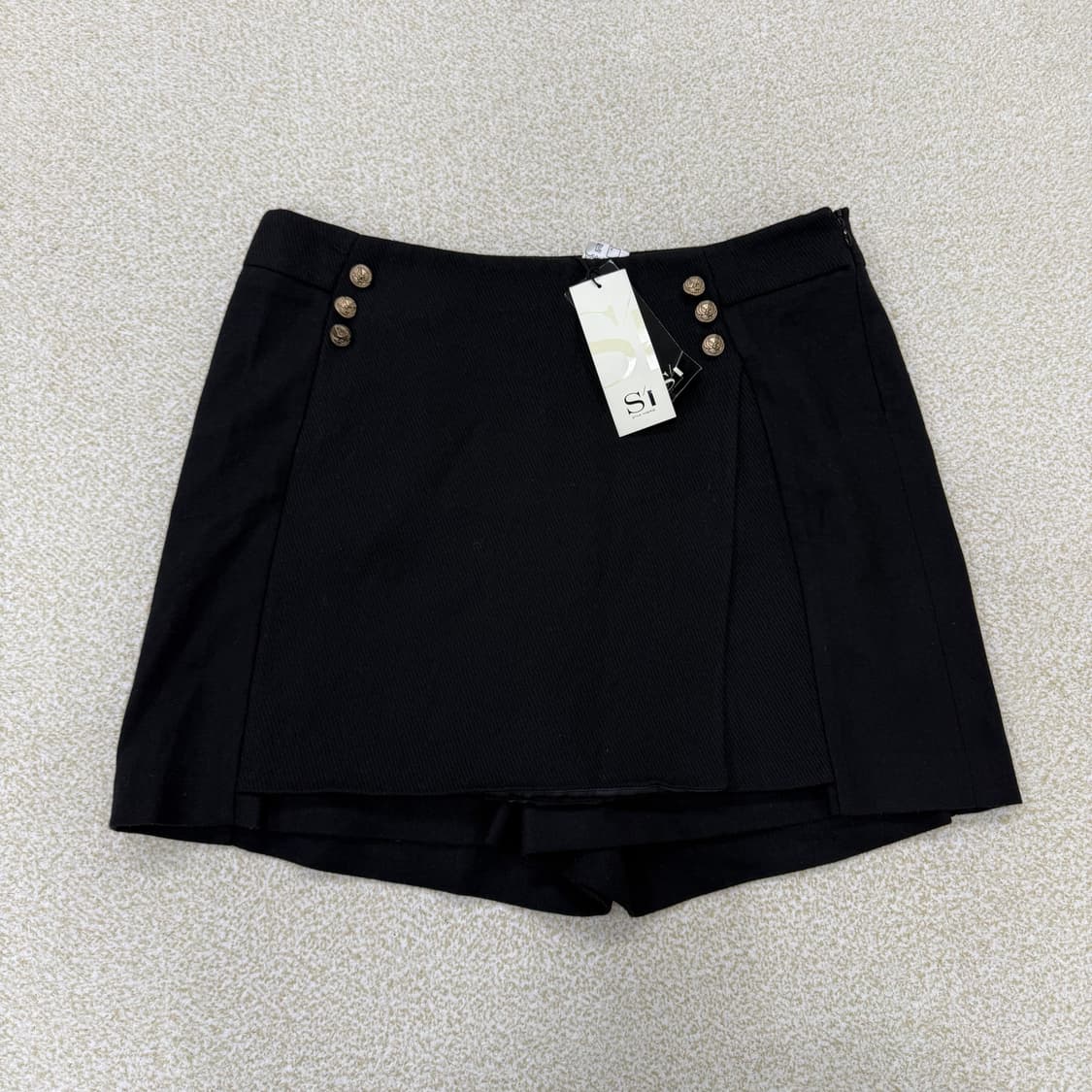 77 새상품 SI 버튼 스커트 0202T2 상품이미지1