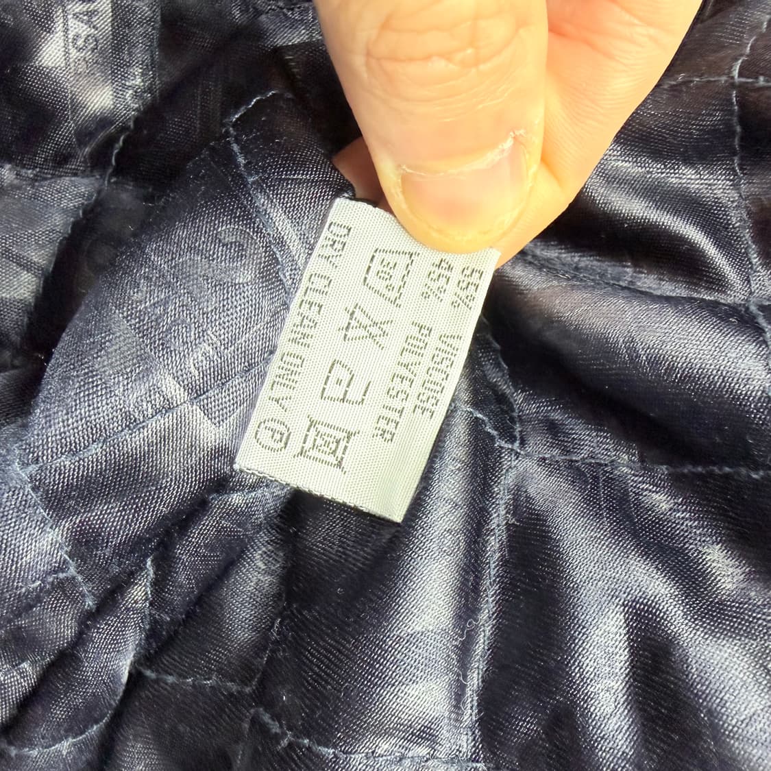 베르사체 V2 메두사인장 봄버 자켓 상품이미지8