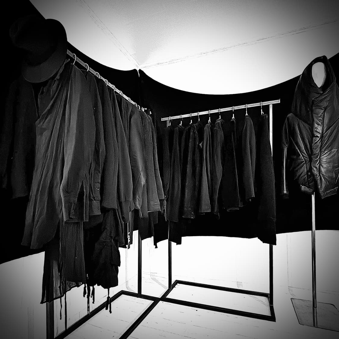 효창 공원역 쇼룸은 예약제로 운영합니다. (당일 예약 가능) 상품이미지1