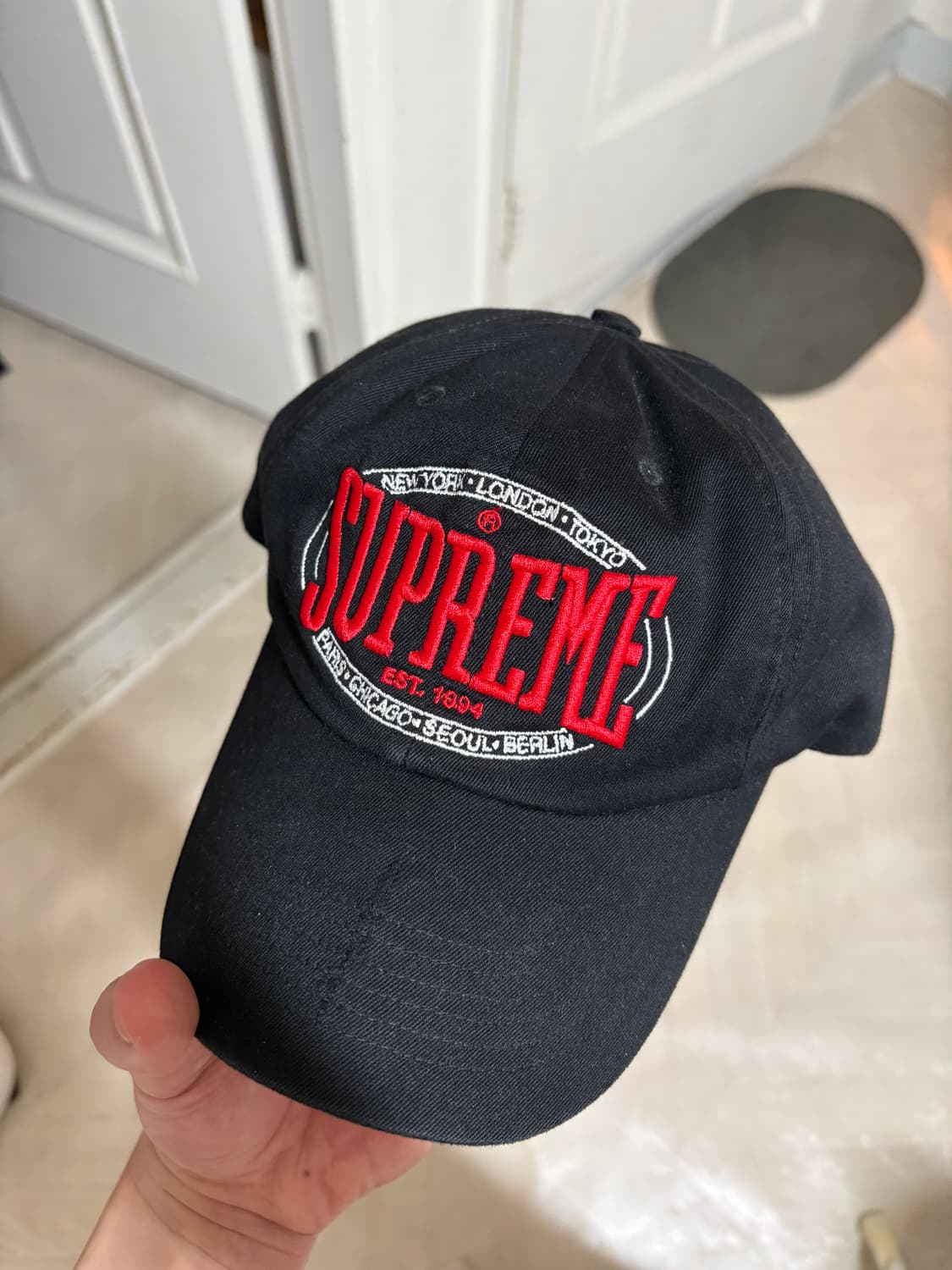 슈프림 웜업 6 패널 블랙 상품이미지2