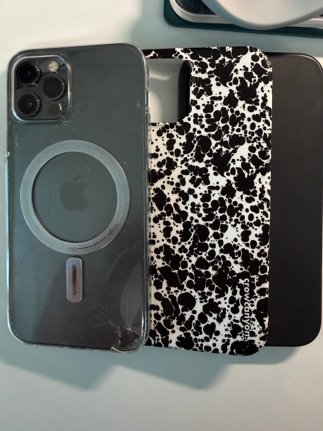 아이폰 12 프로 판매(앞 뒤 액정 파손) 상품이미지2