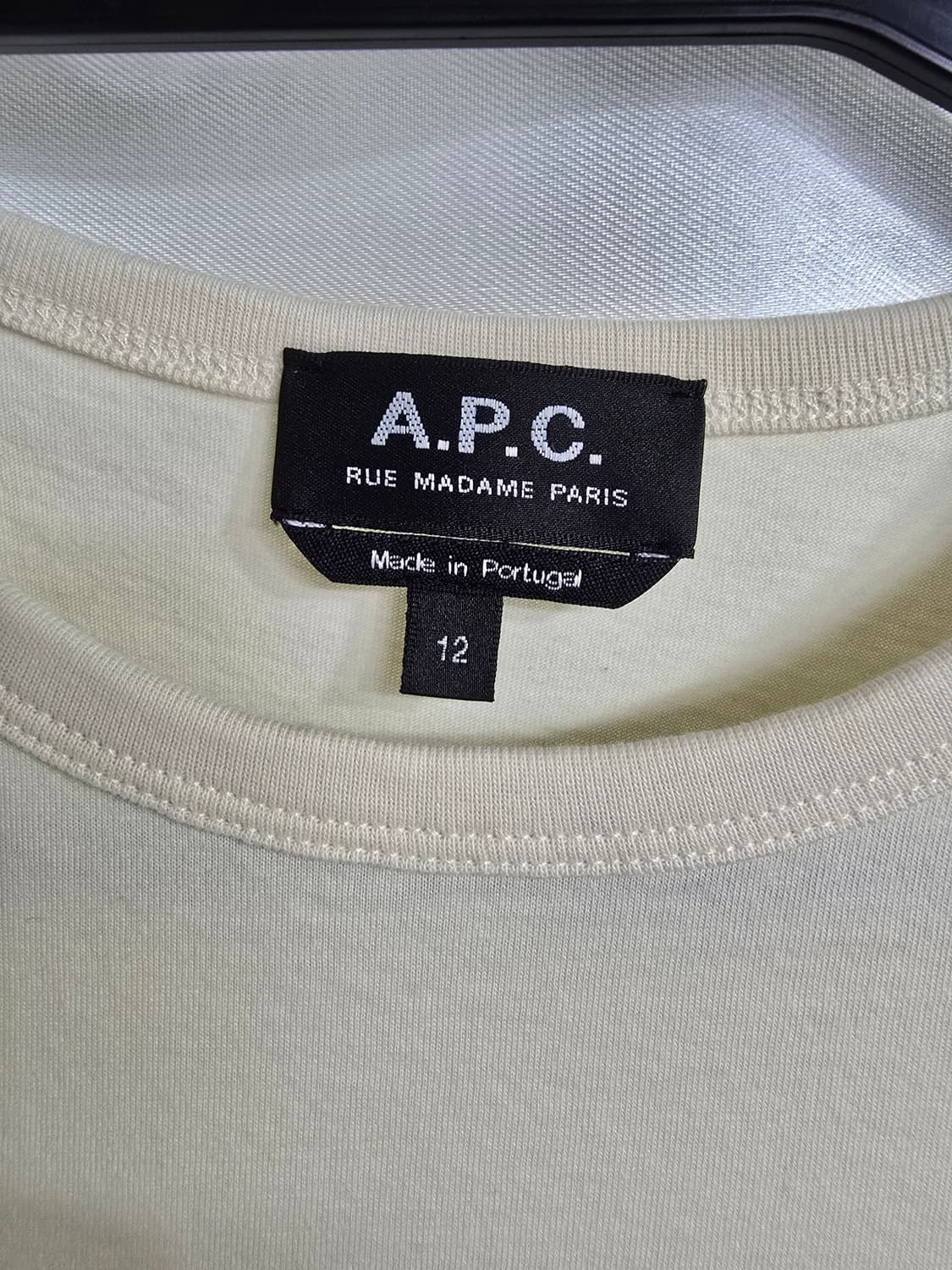 A.P.C 반팔 티셔츠 아이보리 (2198) 상품이미지3
