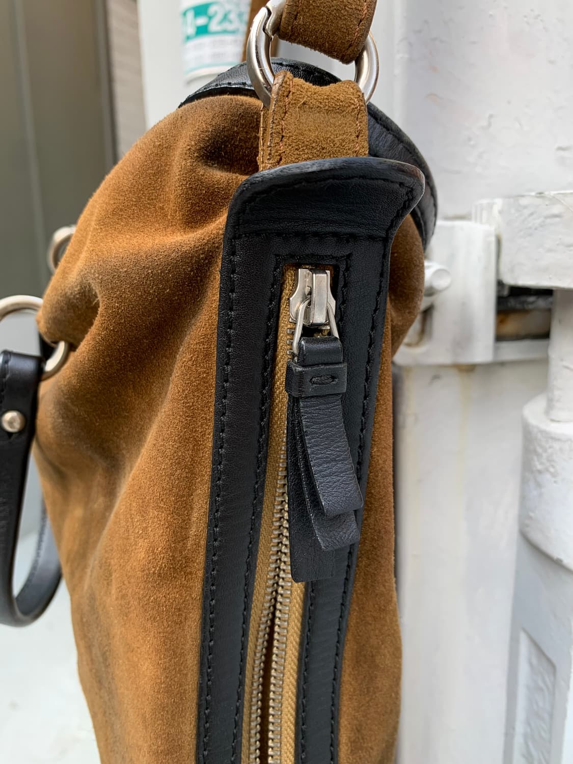 오프닝 세레모니 스웨이드 크로스백 상품이미지5