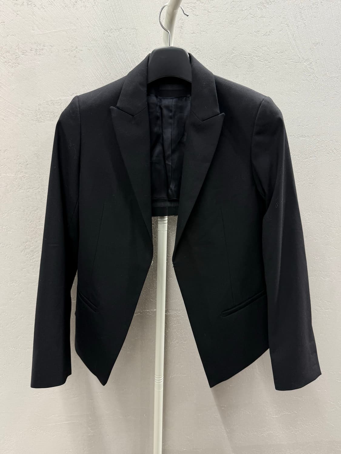 COS 블랙 크롭 자켓 EUR 34 상품이미지2