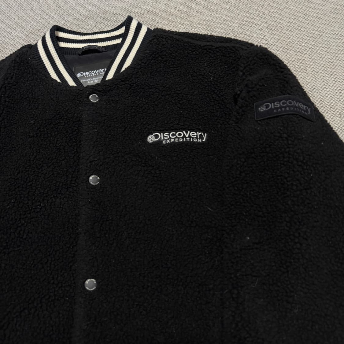 디스커버리 익스페디션 뽀글이 바시티 자켓 상품이미지3