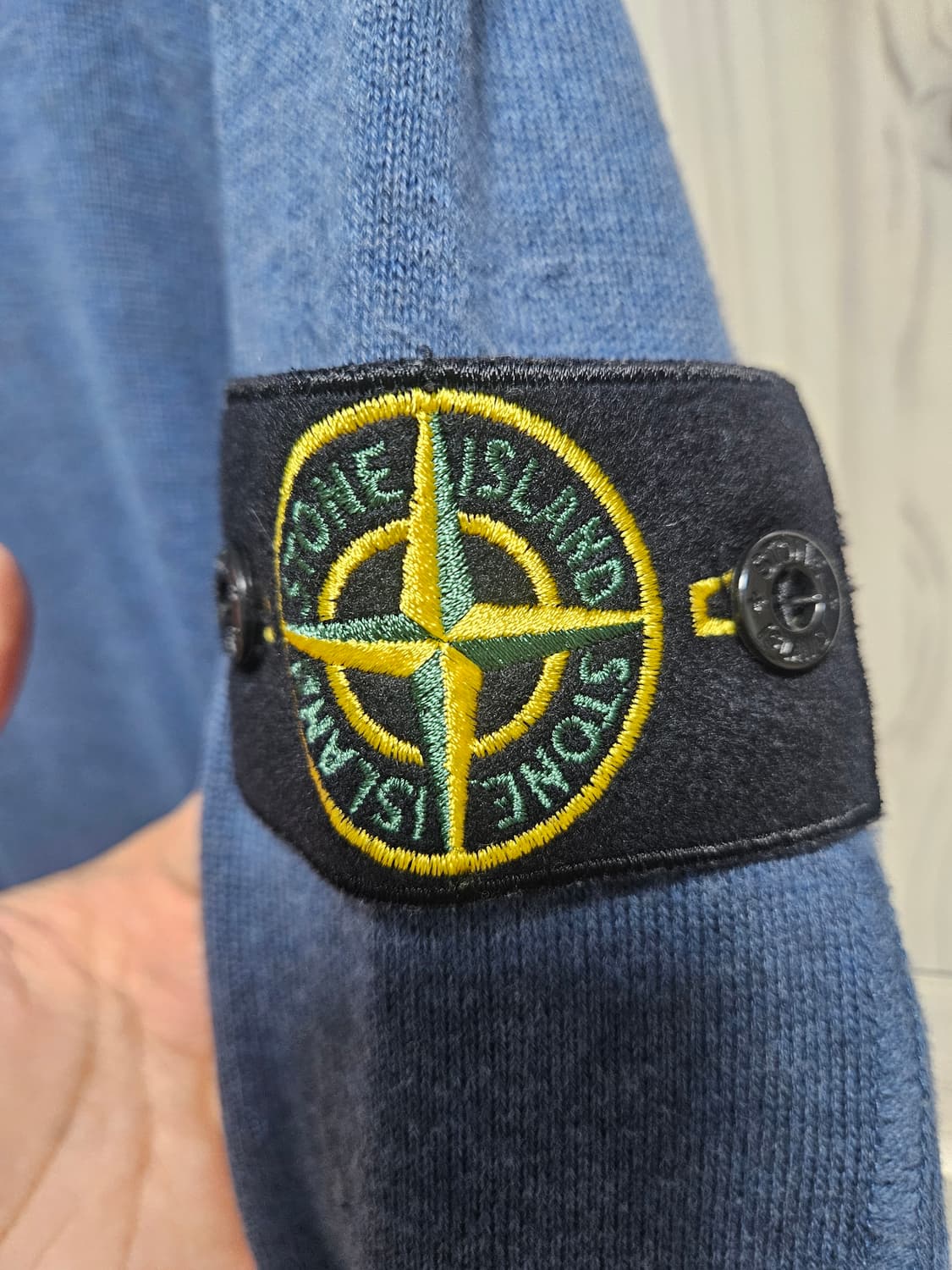 스톤아일랜드 반집업 니트 상품이미지3