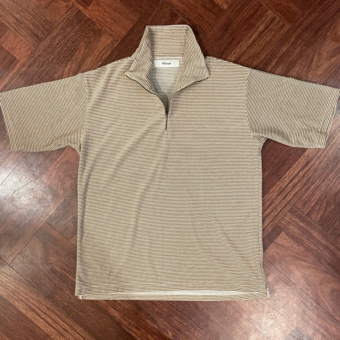 Tozaou 토자우 하프집업 폴로티셔츠 상품이미지1