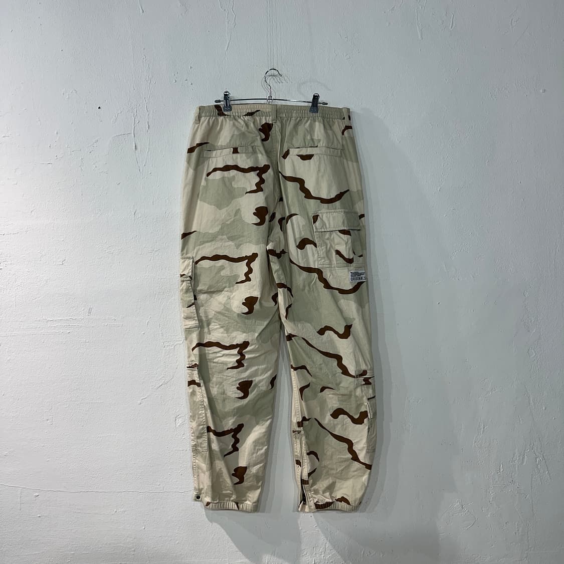 디스이즈네버댓 카모 팬츠 XL 상품이미지3