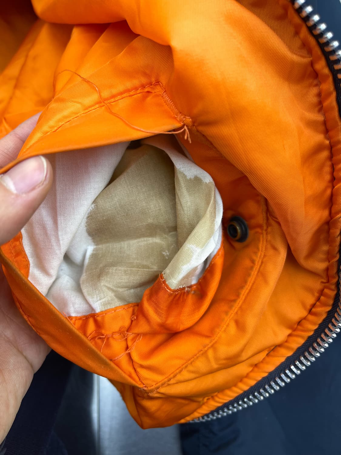 알파인더스트리 U.S.A.F Ma-1 플라이트 자켓 상품이미지9