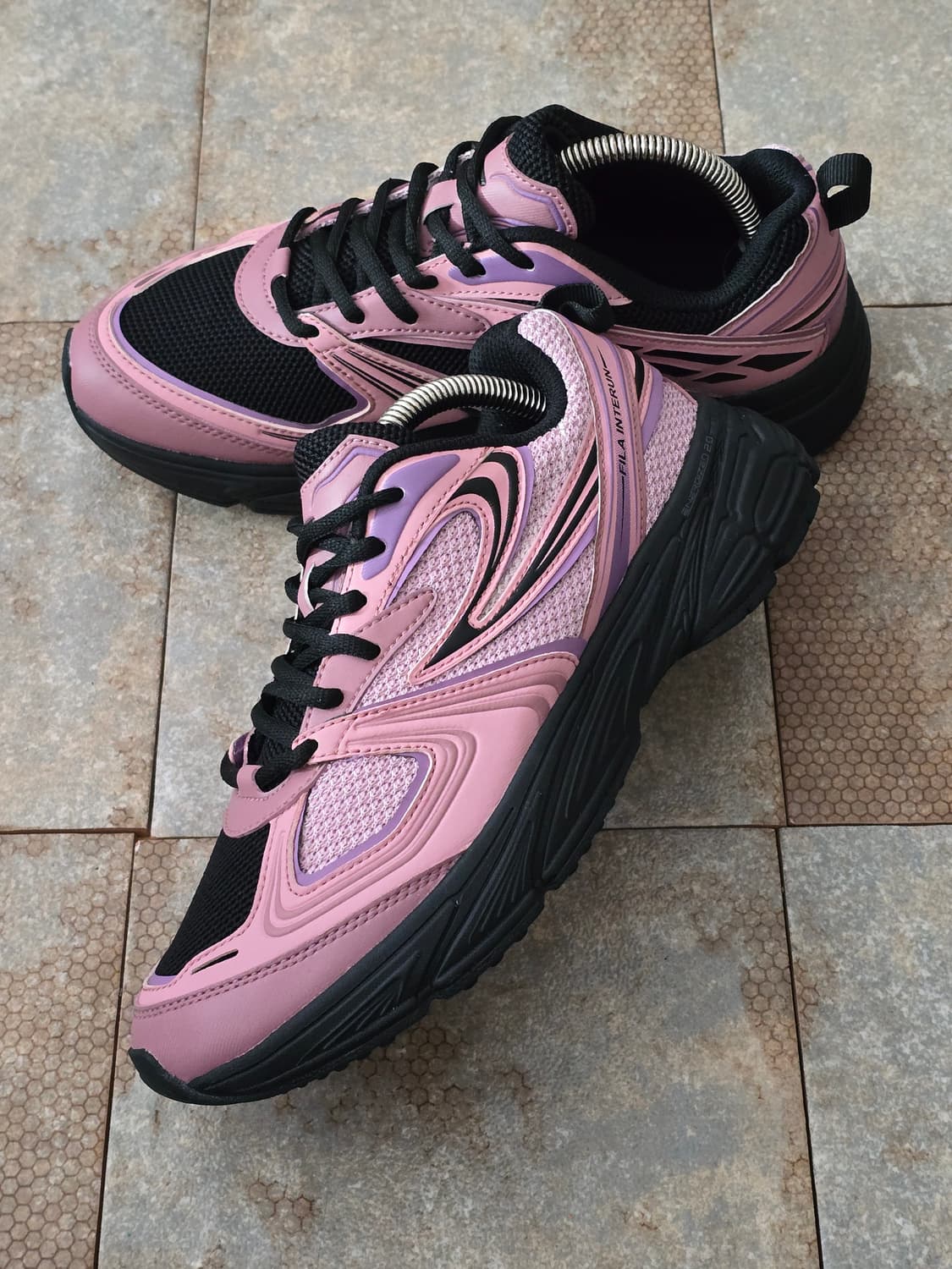 (240)휠라 인터런 블랙 핑크 상품이미지3