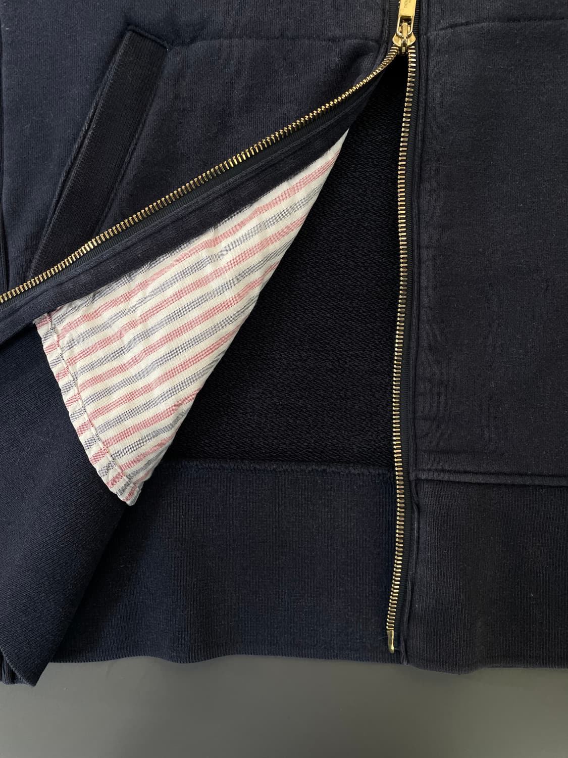 [5] 톰브라운 사선완장 남성 후드 집업 상품이미지9