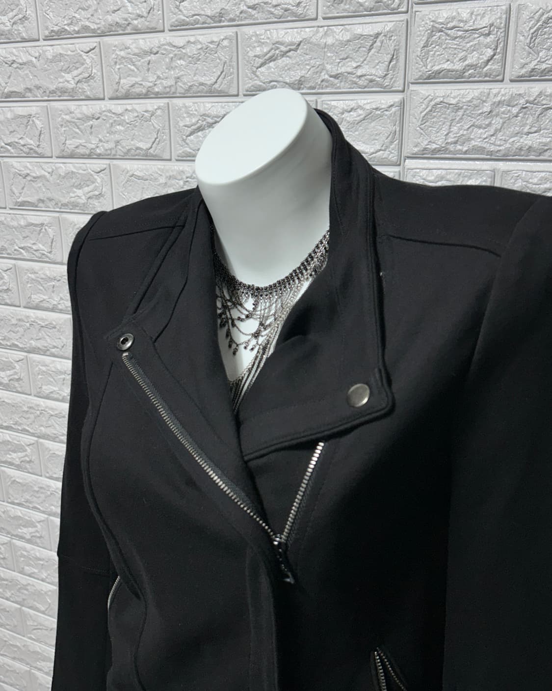 Banana Republic 비대칭 미니멀 자켓 상품이미지3