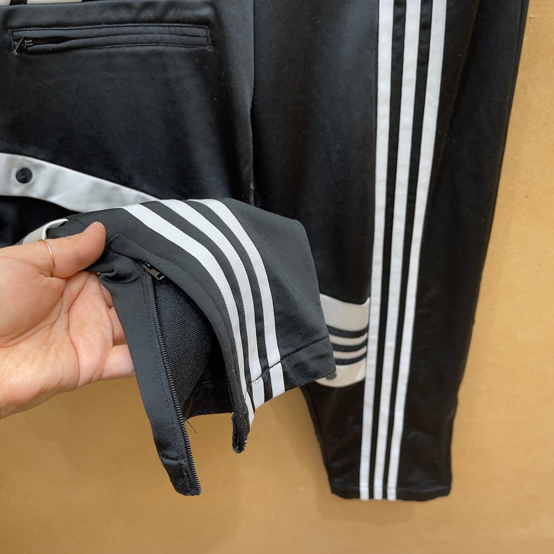 아디다스 다니엘 카타리 트랙팬츠 상품이미지7