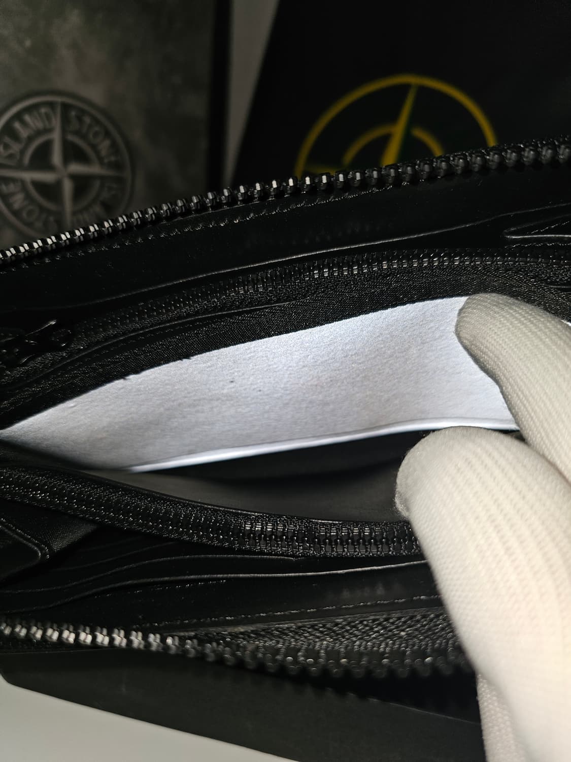 스톤아일랜드 리플렉티브 소가죽 장지갑 (새 상품) 상품이미지7