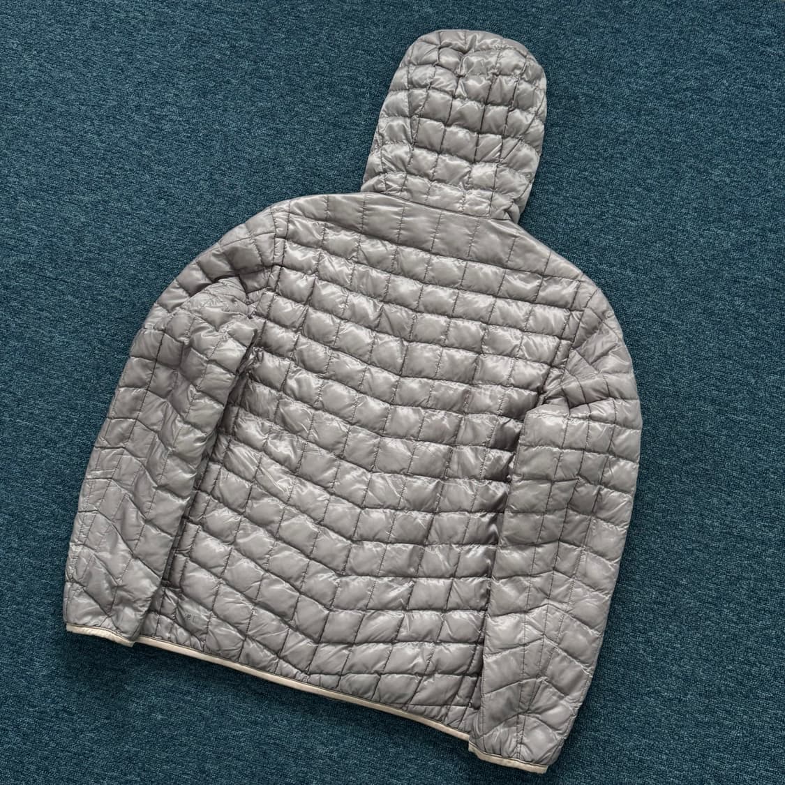 유니클로 경량패딩 L 상품이미지4