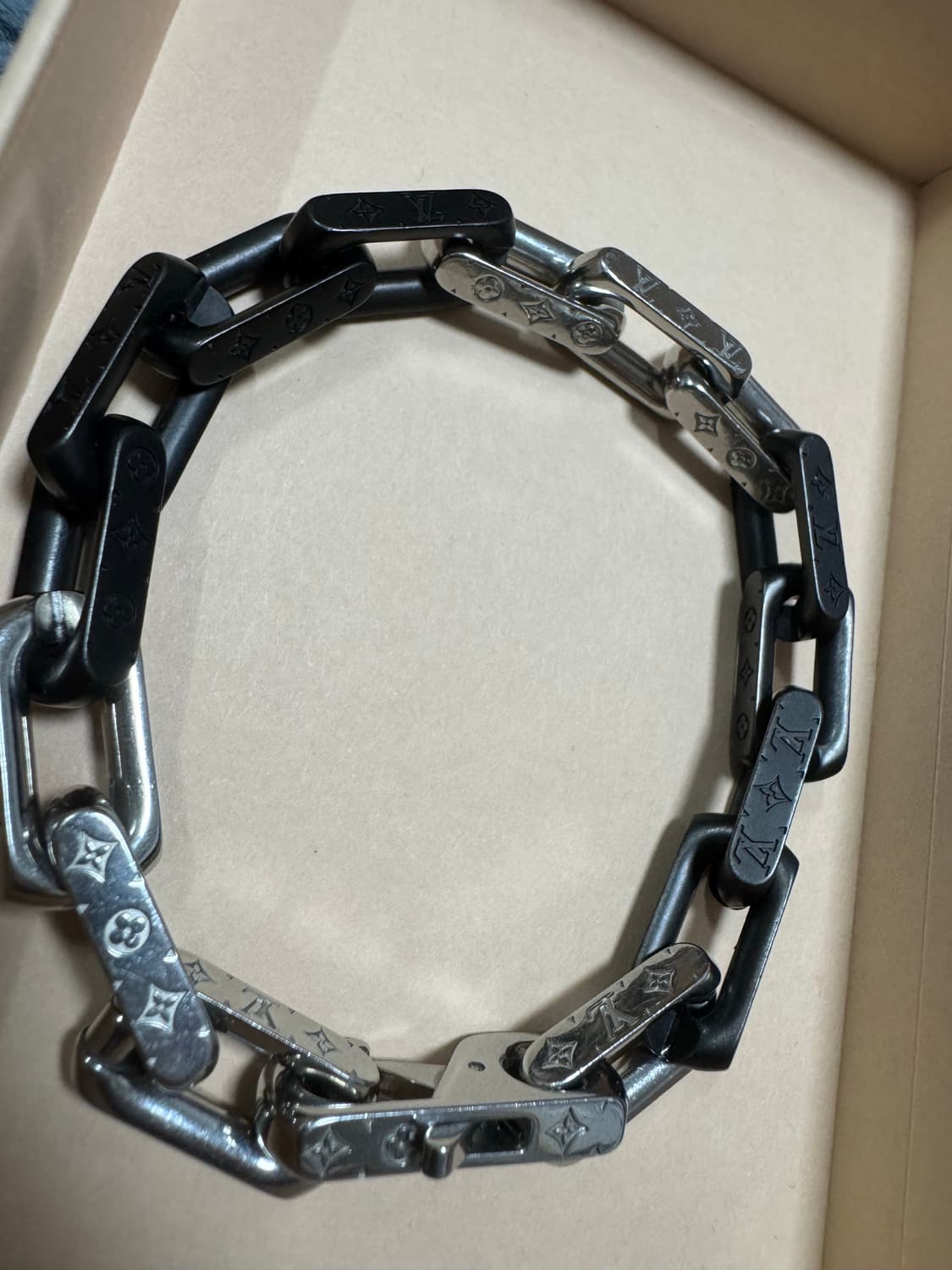 루이비통 버질아블로 체인 팔찌 L사이즈 상품이미지3