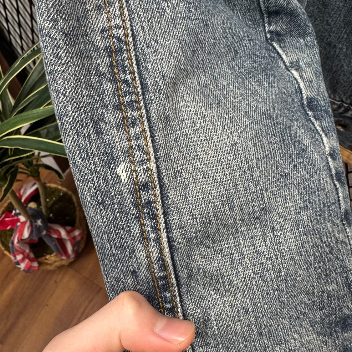 디스퀘어드2 빈티지 데님 쉐르파 자켓 후면 레터링 로고 디테일 상품이미지9