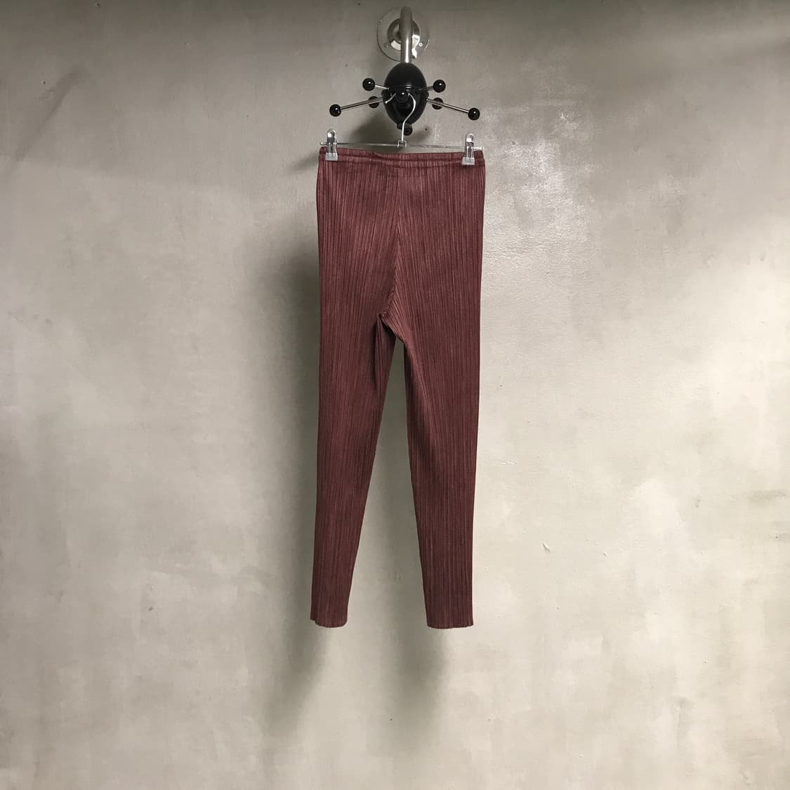 이세이 미야케 플리츠 플리즈 팬츠 버건디 2(W) 상품이미지4