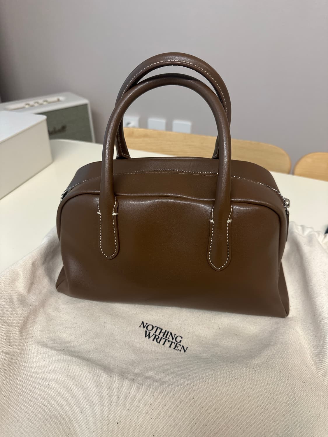 낫띵리튼 호보백 상품이미지1