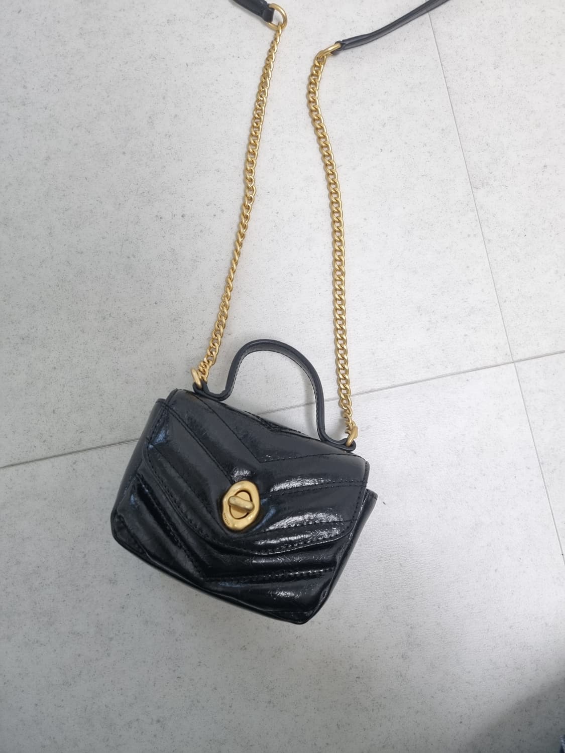 오스트카카 크누트 퀄팅 미니 블랙 가방 상품이미지6