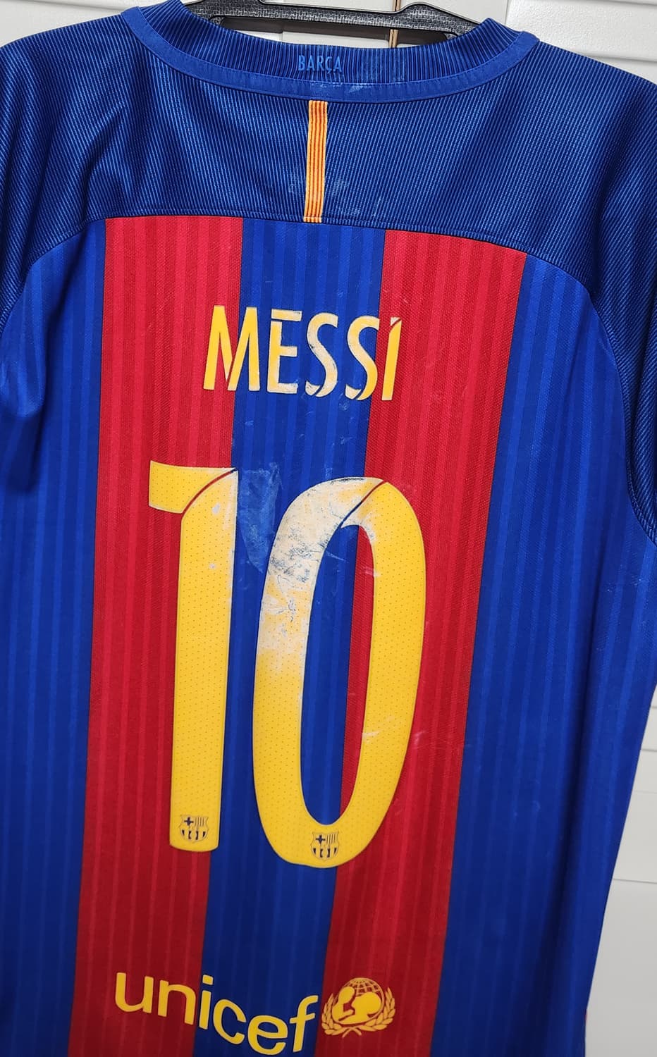 16-17 나이키 바르셀로나 홈 유니폼 반팔 No.10 메시
 상품이미지4