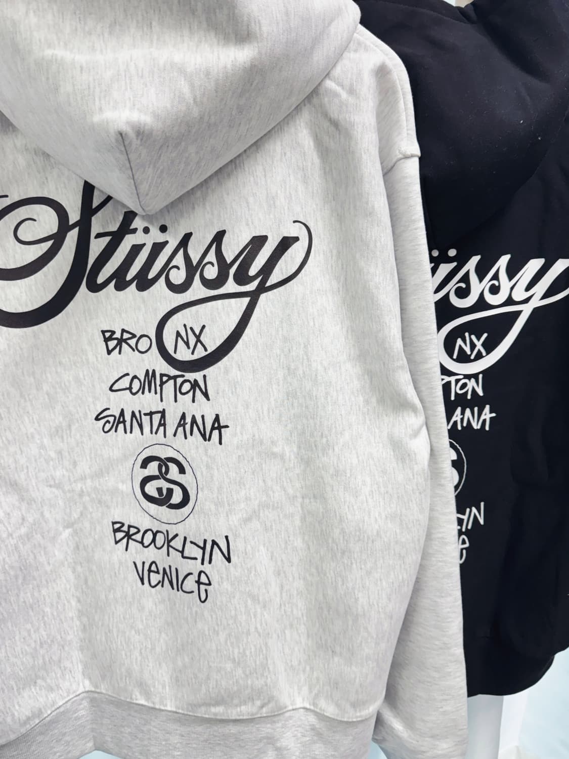 [새상품] 스투시 월드투어 기모 후드집업 상품이미지1