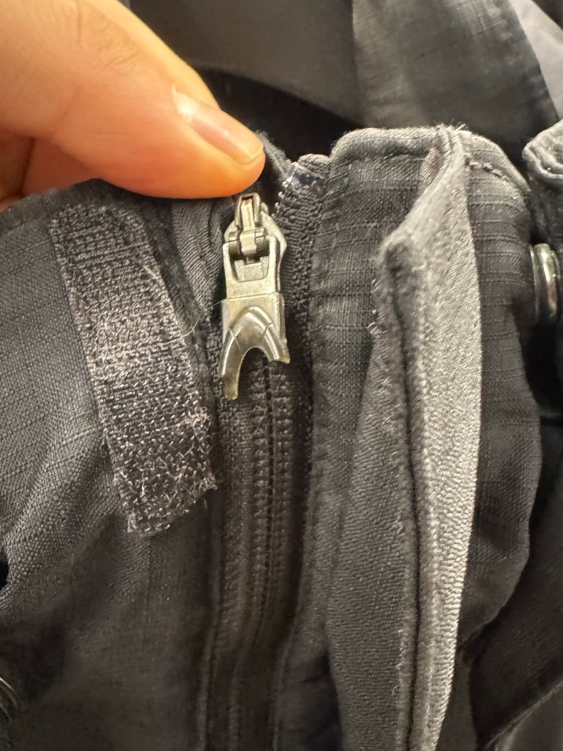 오클리 아카이브 고프코어 파카 블랙 바람막이 L 상품이미지9