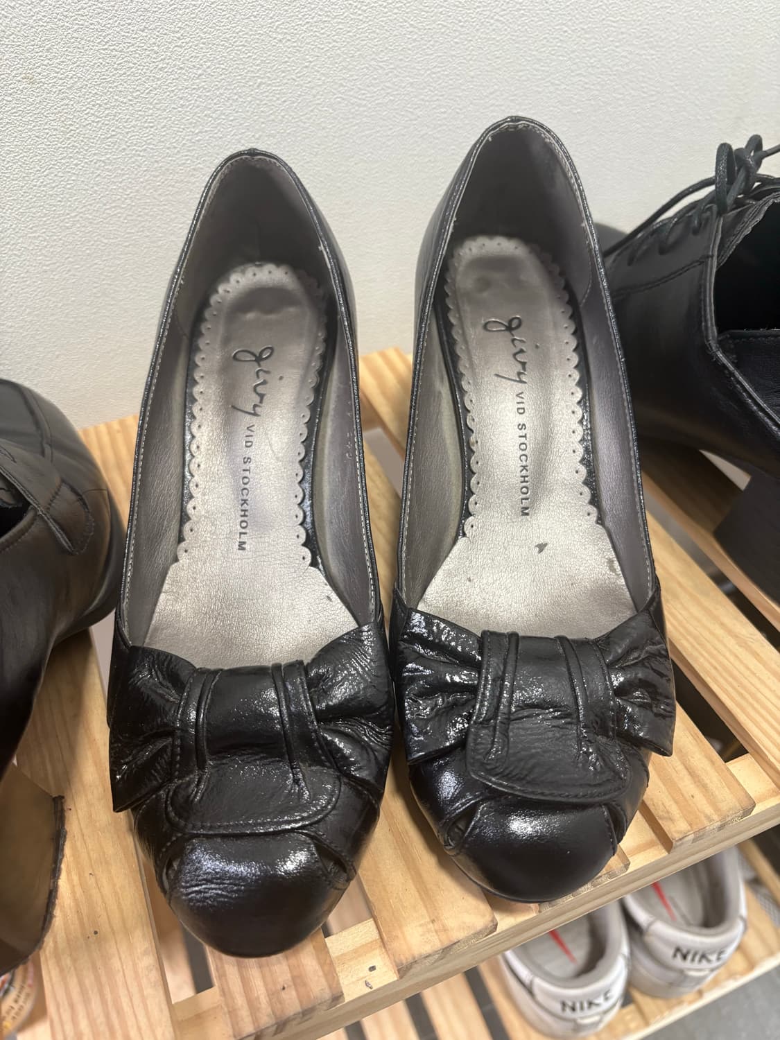 빈티지 핀터깔 히메 모리 미들굽 리본 펌프스  상품이미지2