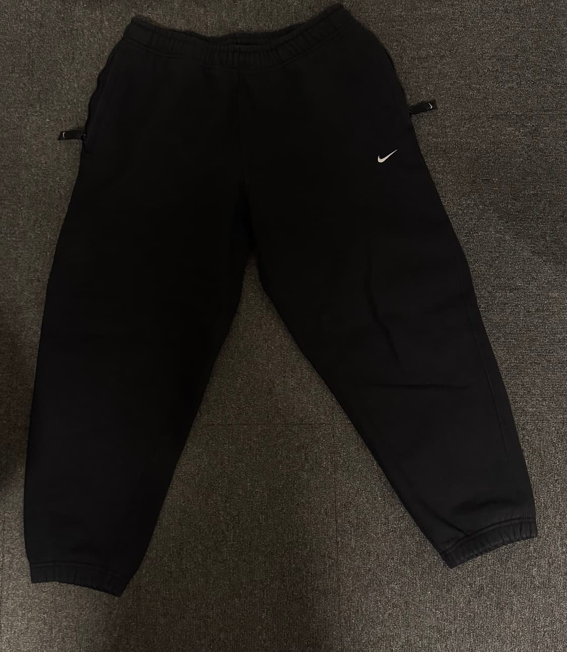 나이키nrg 솔로스우시 스웨트팬츠 L (블랙/그레이) 상품이미지2