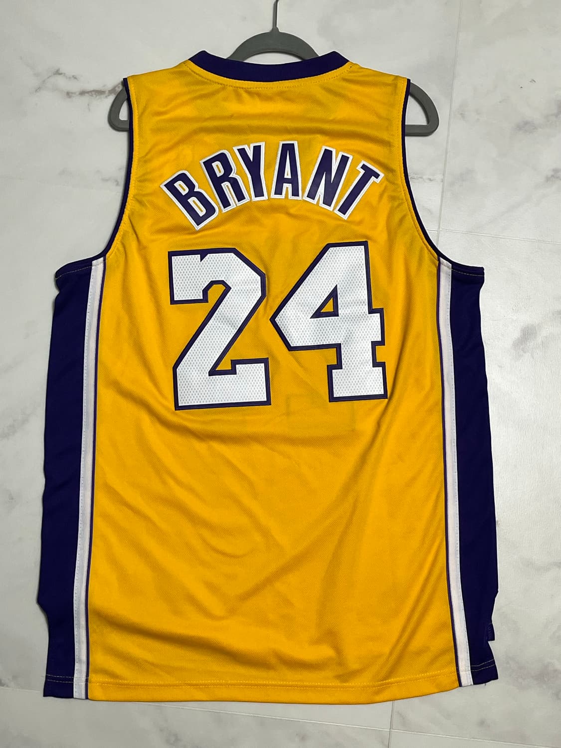 아디다스 NBA Lakers 코비 브라이언트 저지 (옐로/퍼플) 상품이미지3