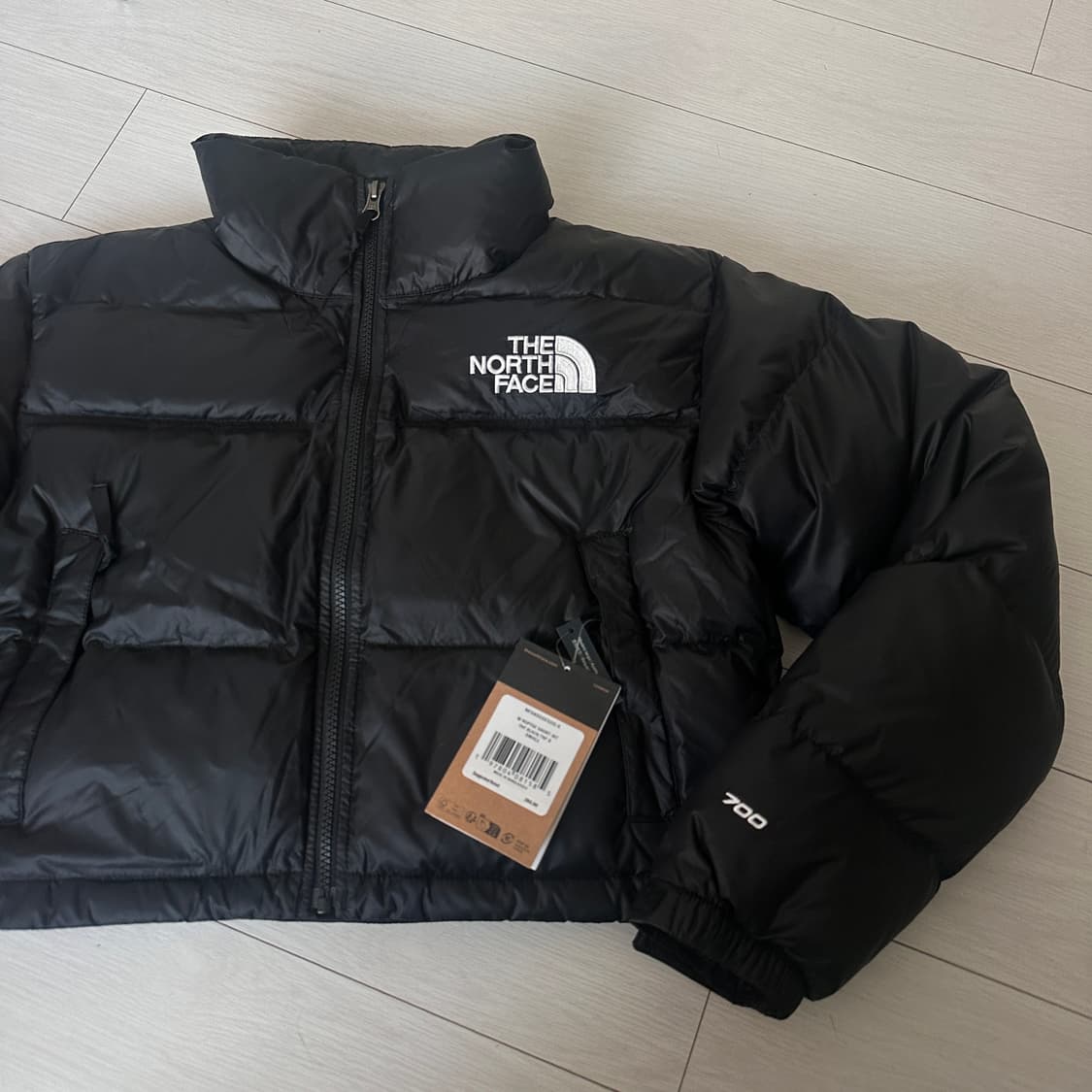 해외판 S/ 노스페이스 눕시 크롭 자켓 패딩 블랙 700자수 상품이미지1