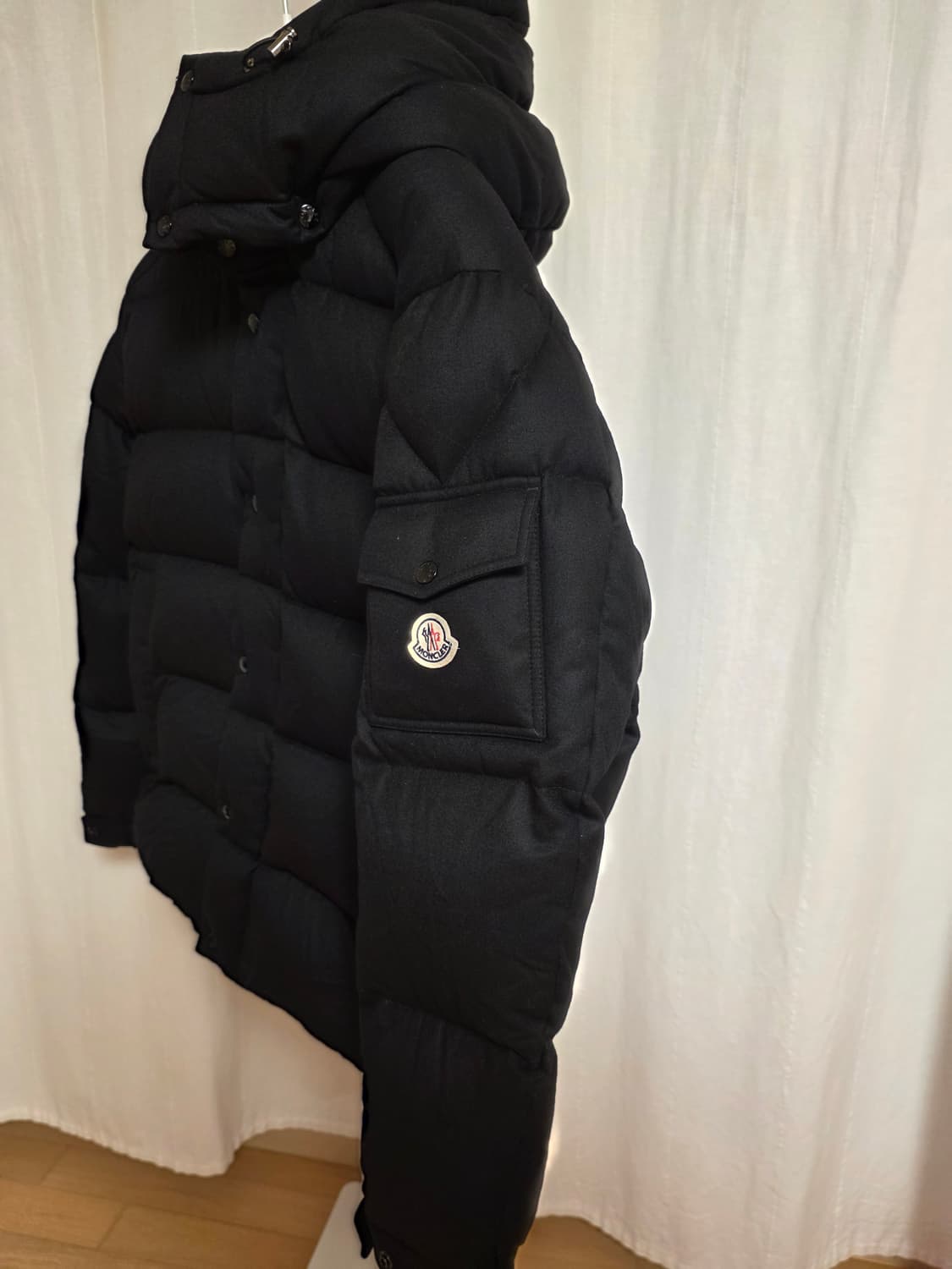 [24FW/새상품급] 몽클레어 베제르 숏 다운 패딩 4사이즈 상품이미지3