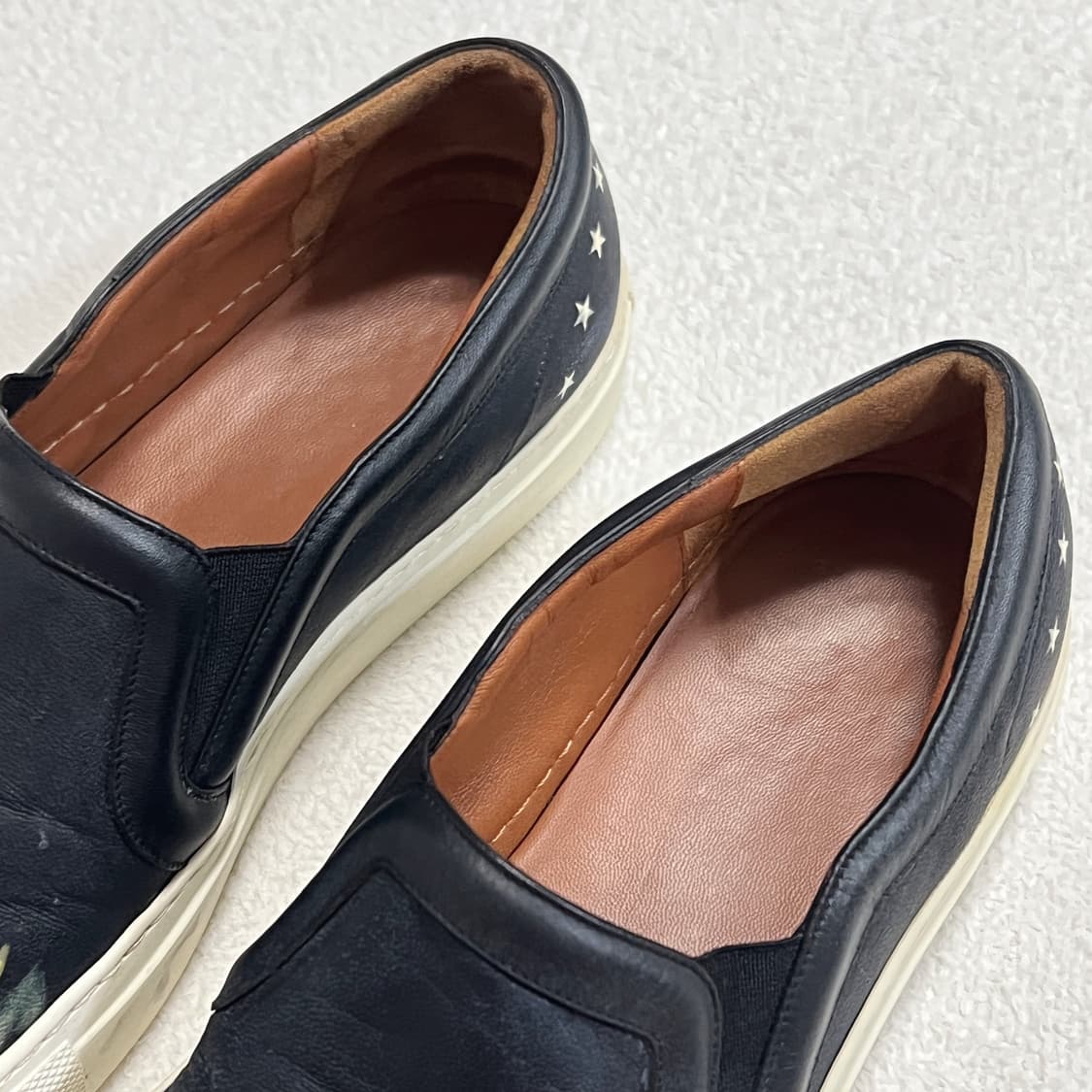 지방시 로트와일러 슬립온 상품이미지3