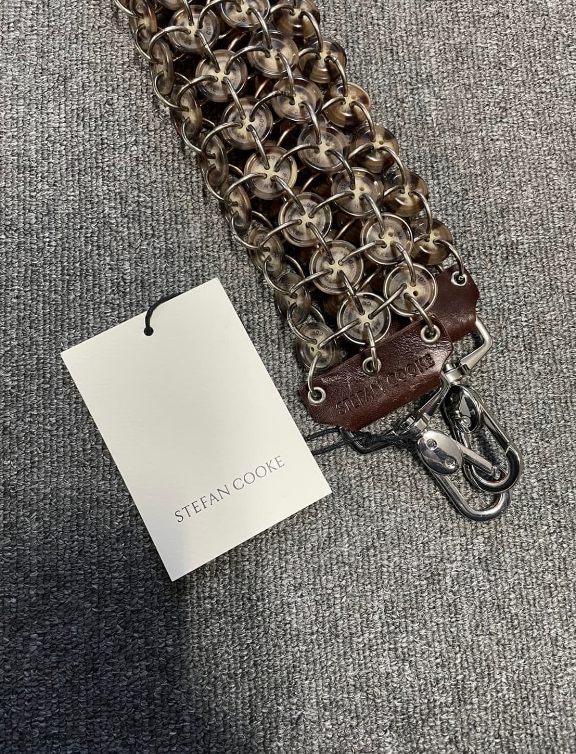 스테판쿡(Stefan cooke) 버튼스트랩 브라운 상품이미지4