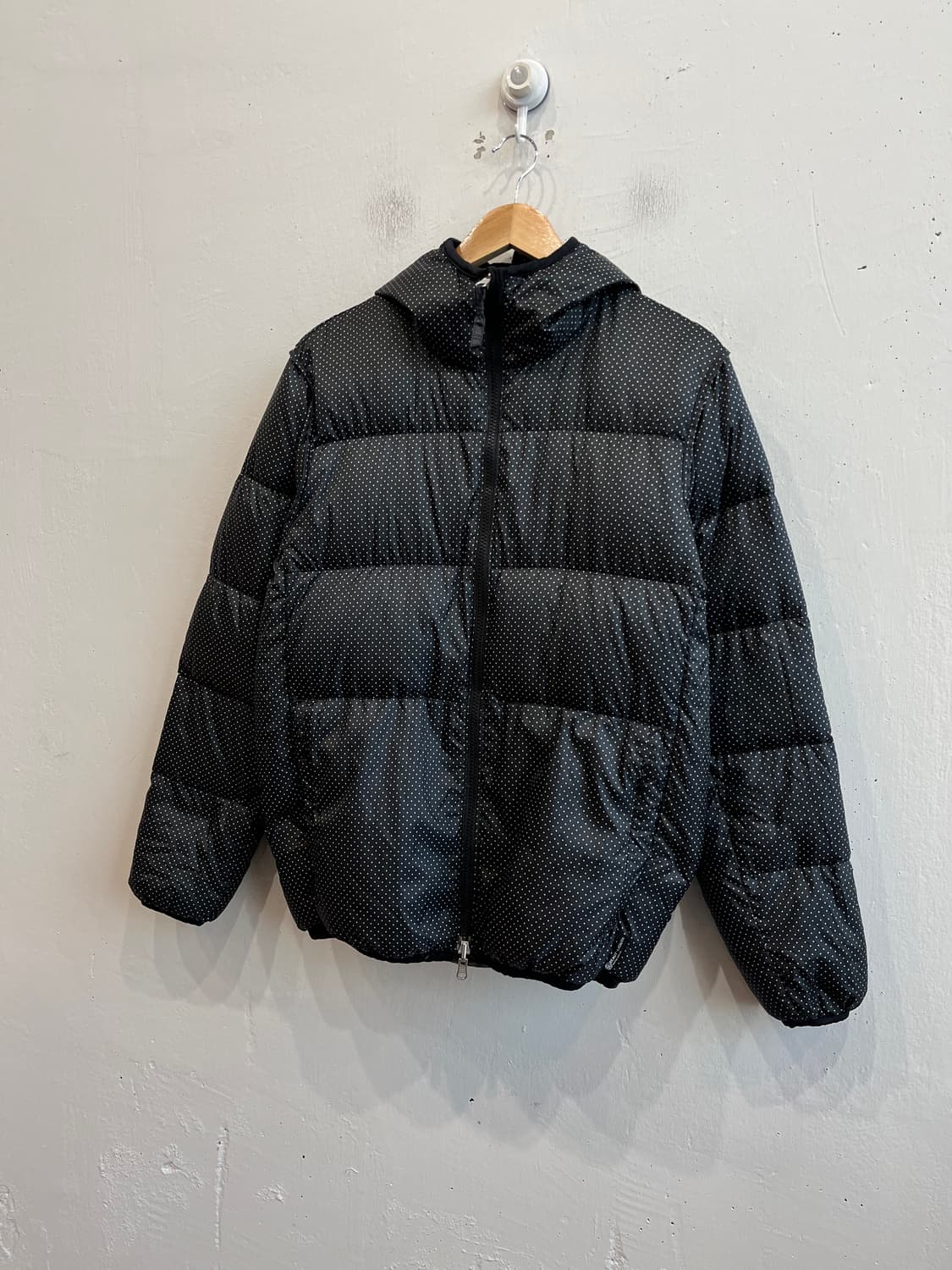 유나이티드 애로우즈 뷰티앤유스 도트 리버시블 다운 패딩 자켓 상품이미지1