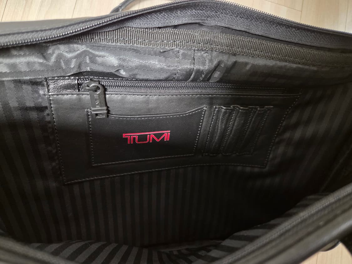 TUMI 투미 레더 브리프케이스 가방 상품이미지3