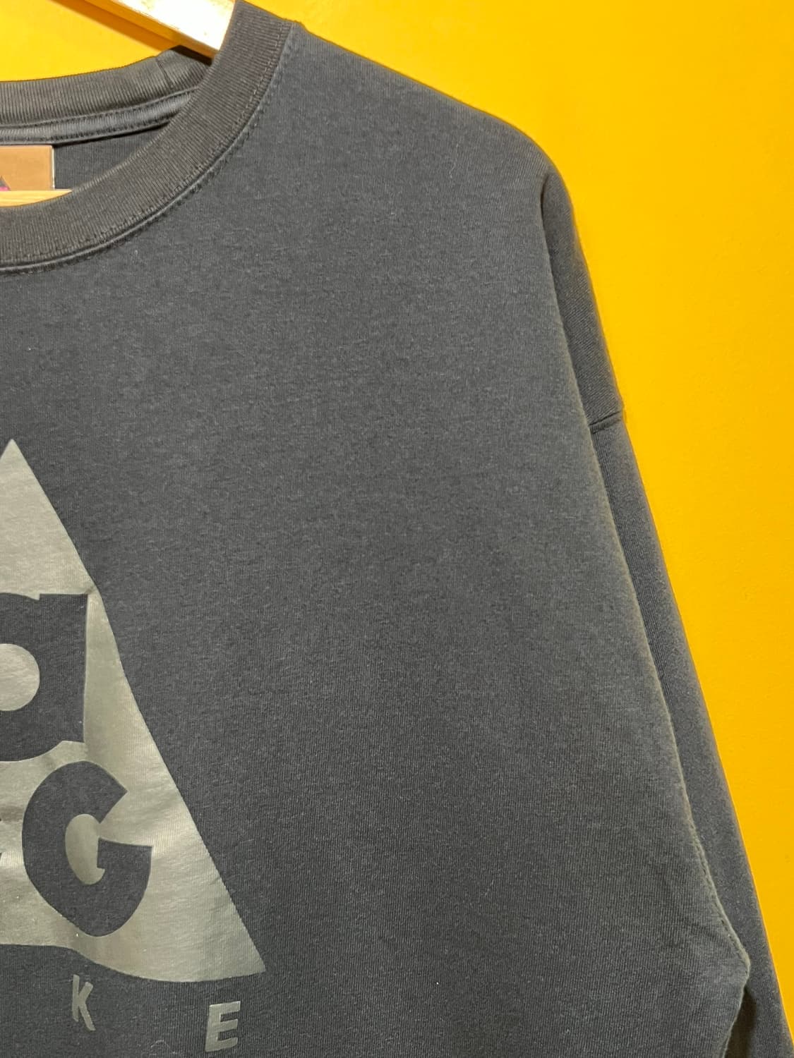 [M] 나이키 ACG 로고 롱슬리브 긴팔티셔츠 클래식 BQ3457-010 상품이미지3