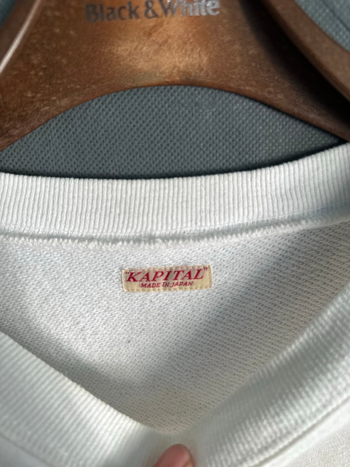 캐피탈 스마일 맨투맨 스웻셔츠 5사이즈  상품이미지3