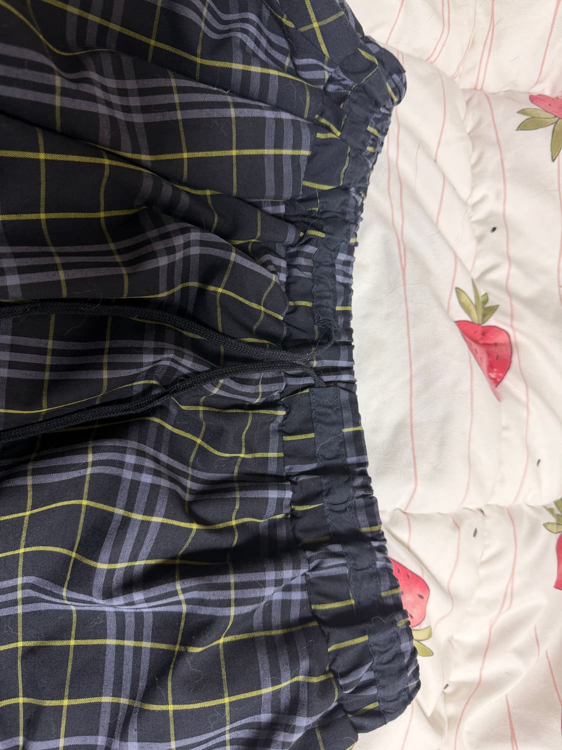 오헤시오 체크 프릴 미디 스커트 네이비 상품이미지2