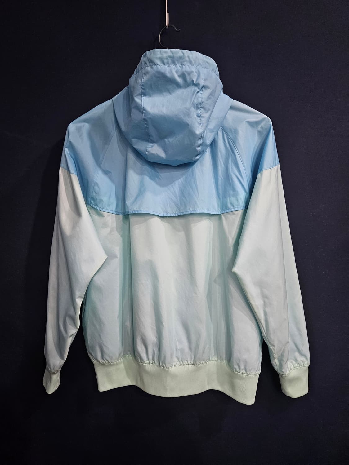 나이키 자수로고 투톤 남성 넉넉한 100 바람막이 후드집업  상품이미지2