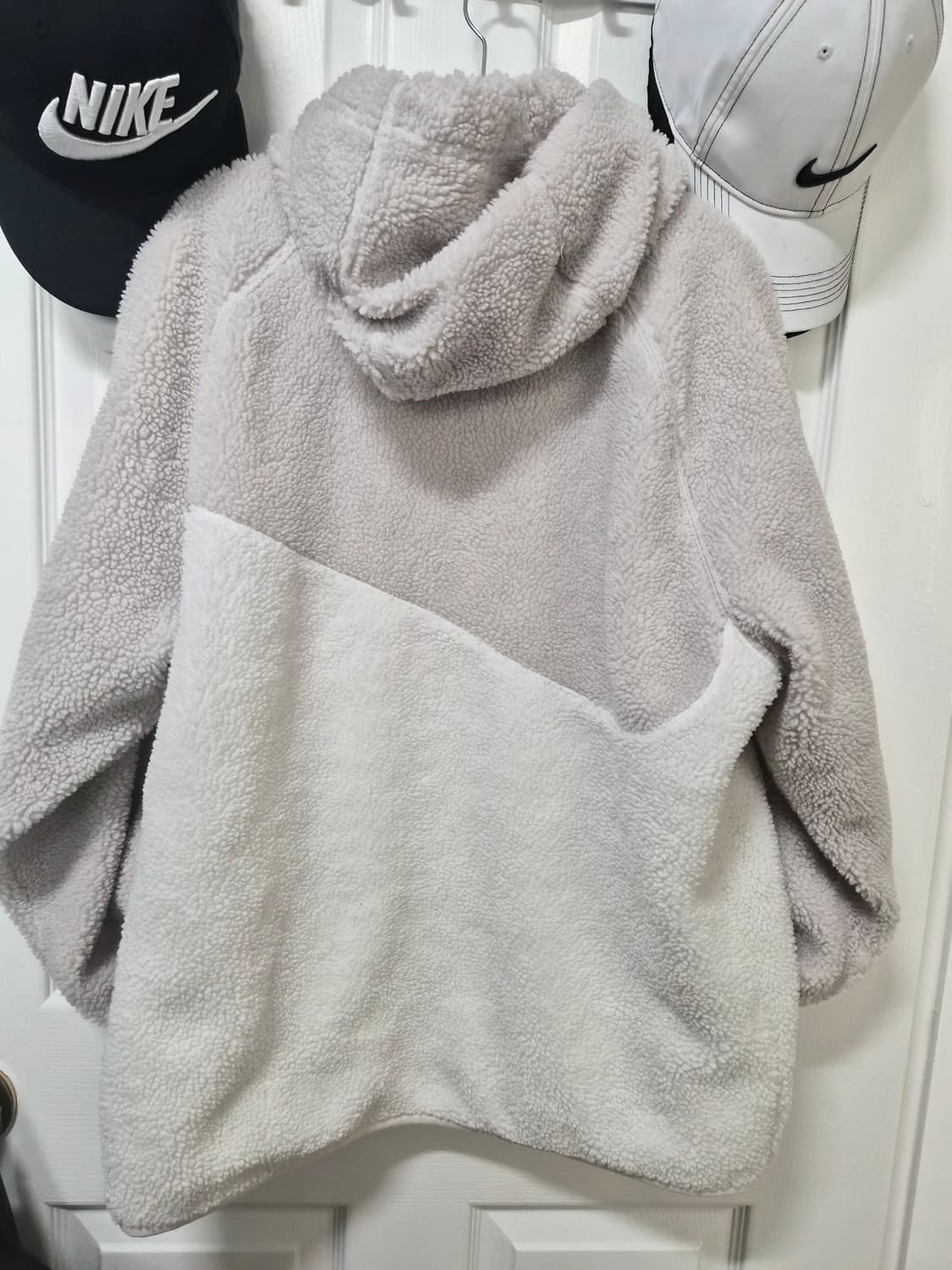 나이키 스우시 뽀글이 후드티  상품이미지5