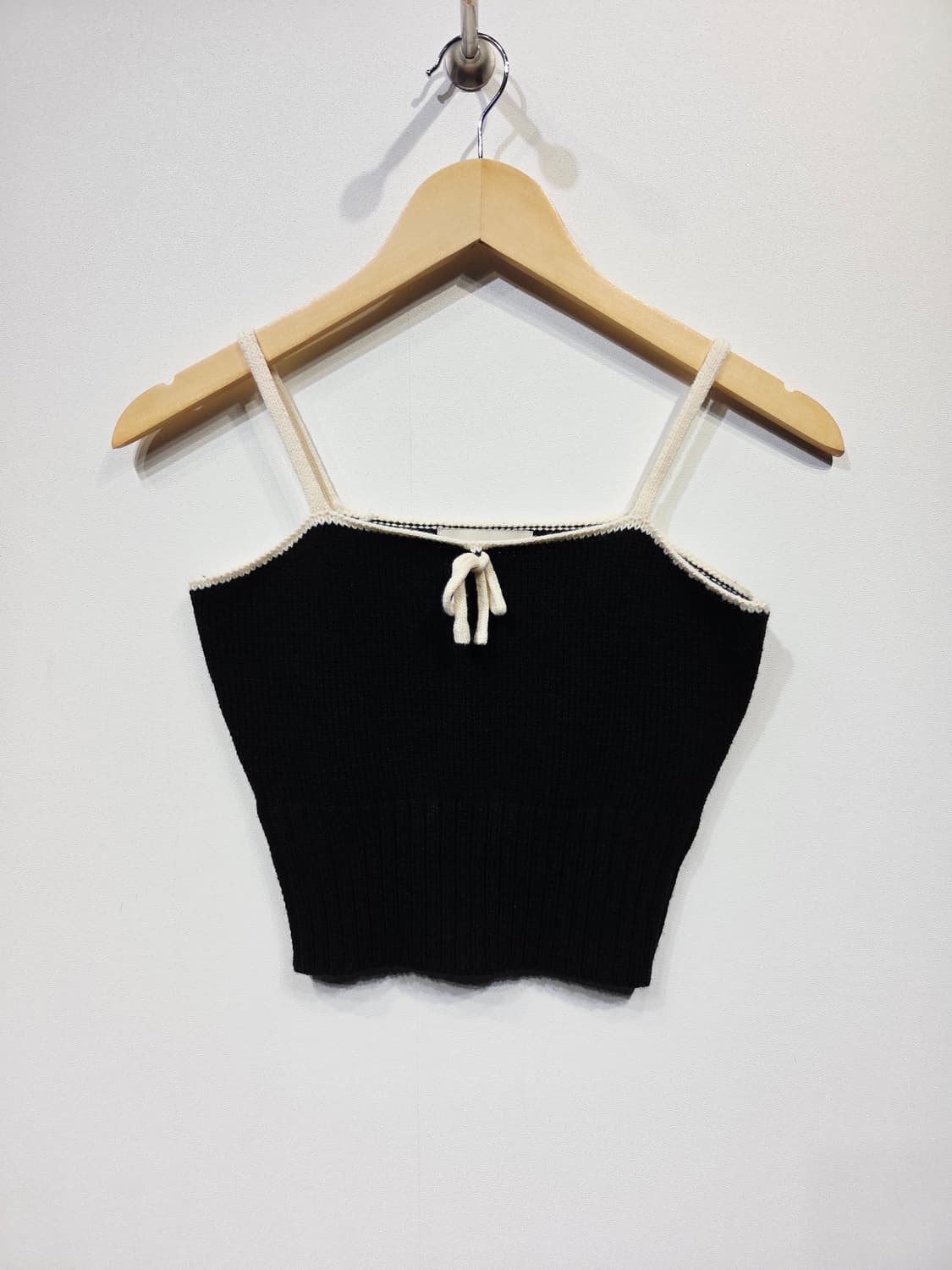 vivis type (비비스타입) 배색 리본 니트 뷔스티에 나시 상품이미지2