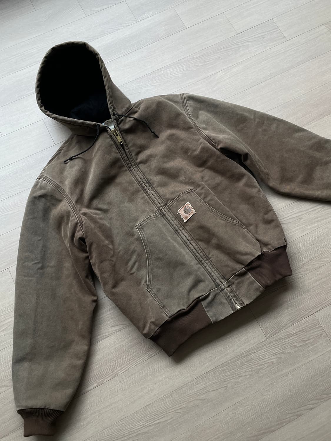 칼하트 J68 CHT 액티브 자켓 J130 샌드스톤 상품이미지8