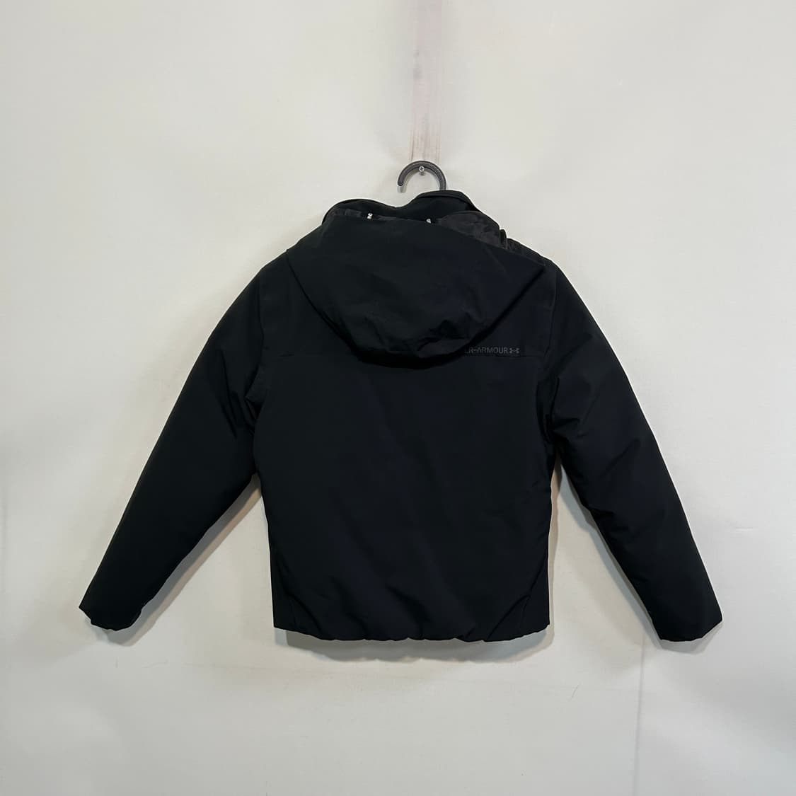 언더아머 여성 덕다운 패딩 M 상태최상 상품이미지3