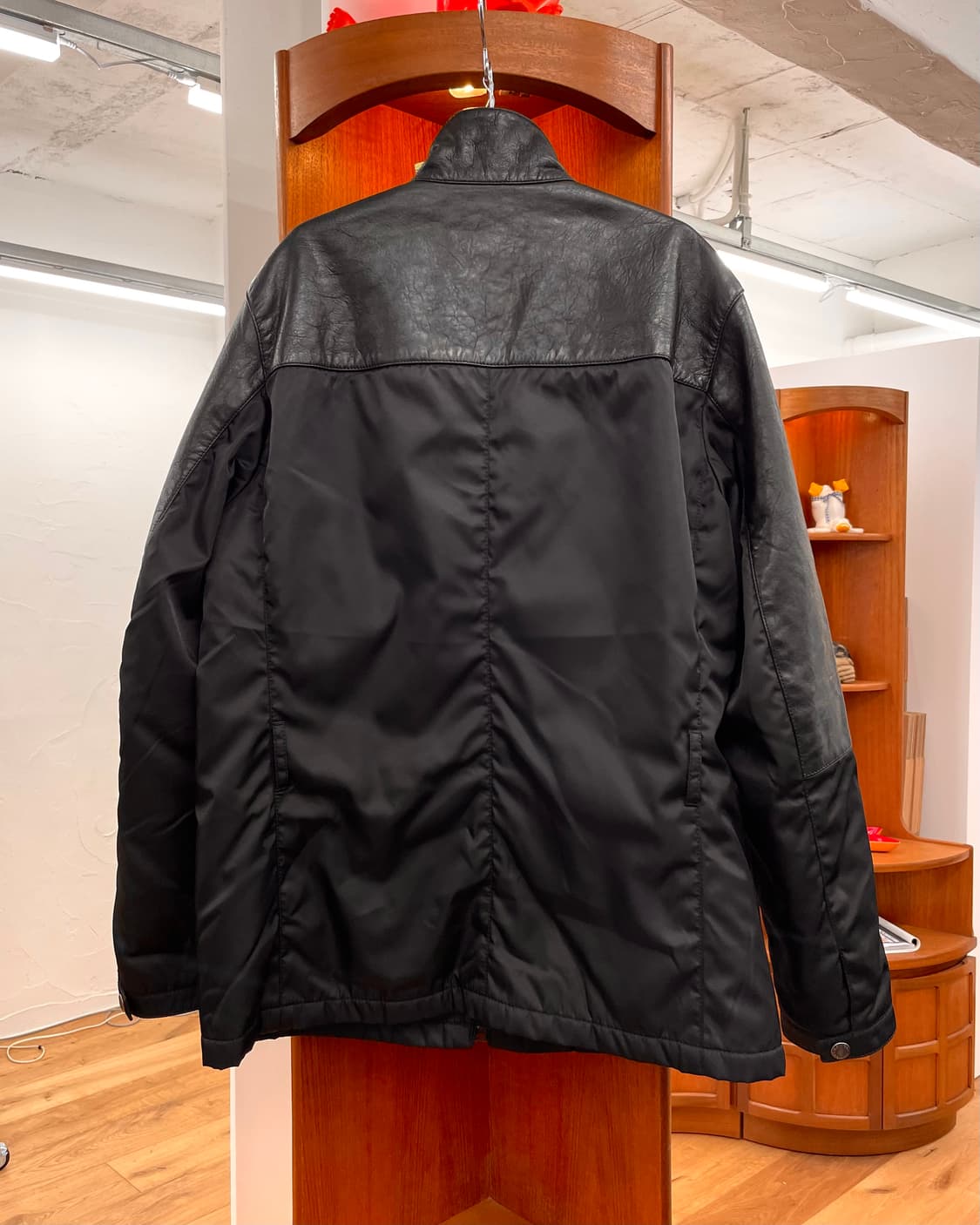 [48] 프라다 레더 나일론 자켓 상품이미지6