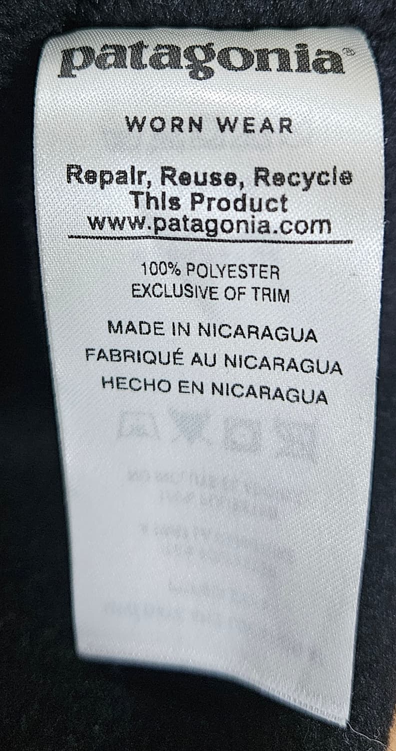 파타고니아 신칠라 블랙/포지그레이 색상 판매합니다 상품이미지4