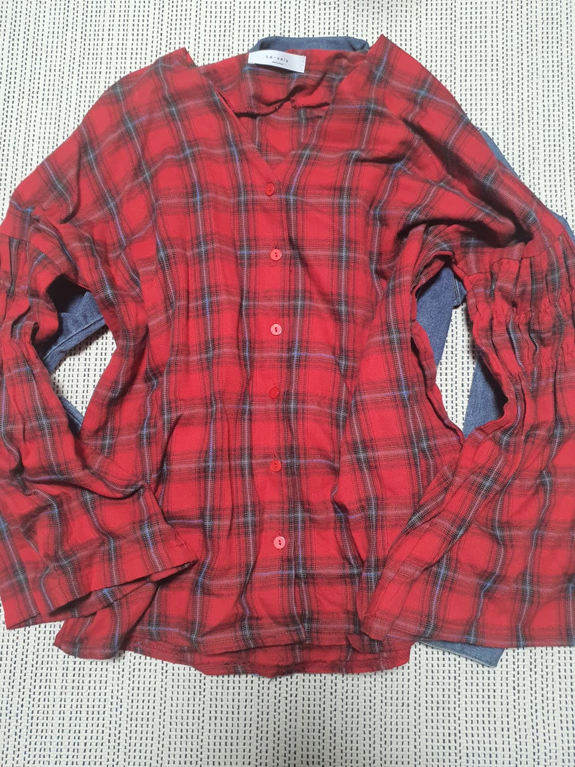 상점 내 5천원 의류들 전부 2500원에 팝니다! 상품이미지1