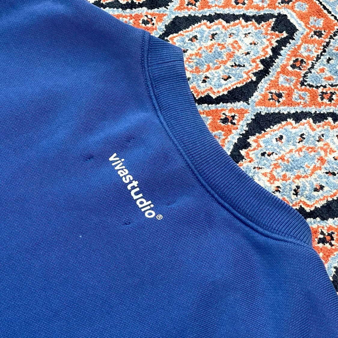 비바스튜디오 스펠로고 블루 맨투맨 남성XL 상품이미지6