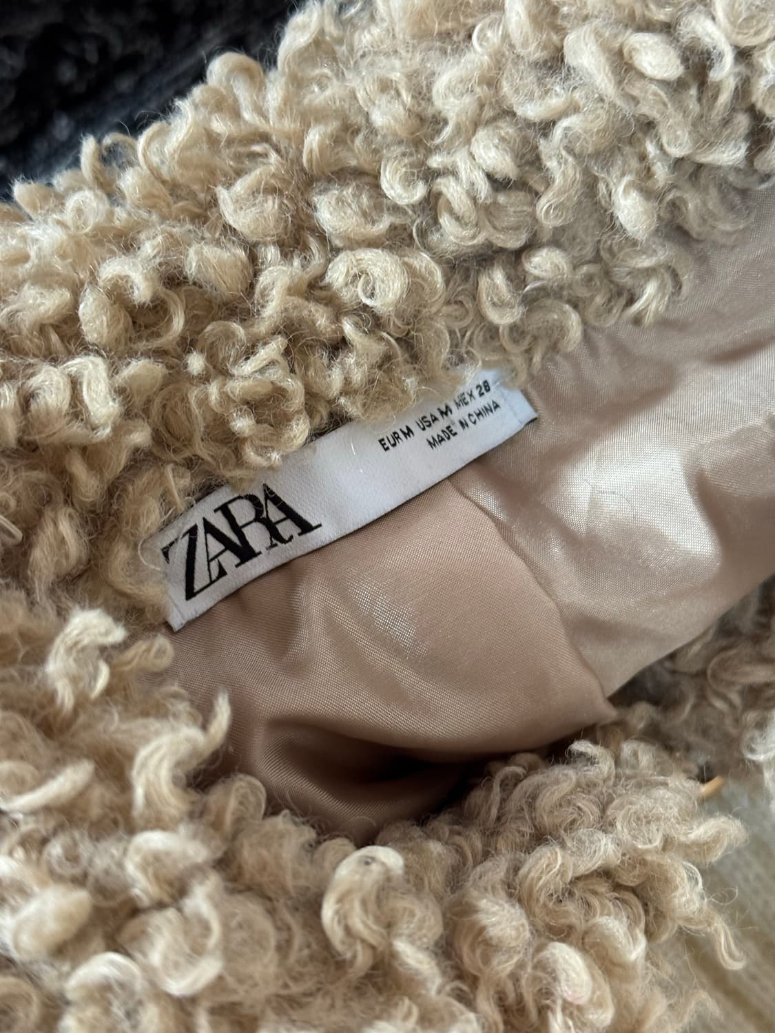 zara / 자라 버튼 시어링 퍼 후리스 상품이미지4