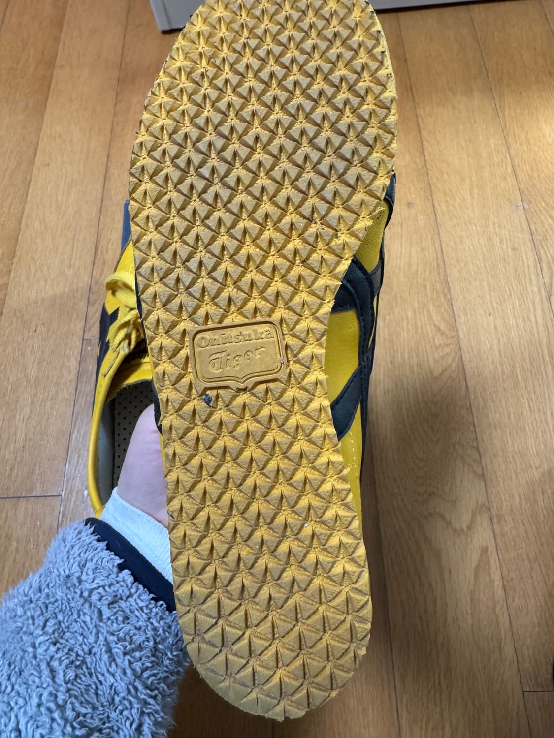 오니츠카타이거 멕시코 66 옐로우 블랙 상품이미지3